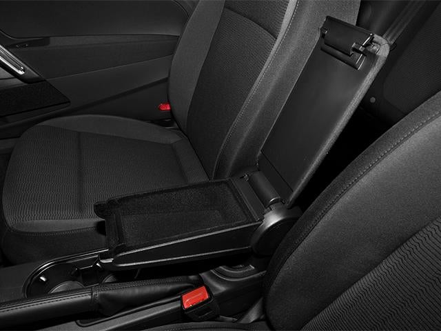 2013 Volkswagen Beetle Base