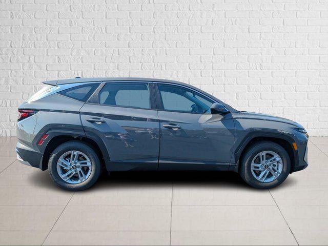 2025 Hyundai TUCSON SE FWD