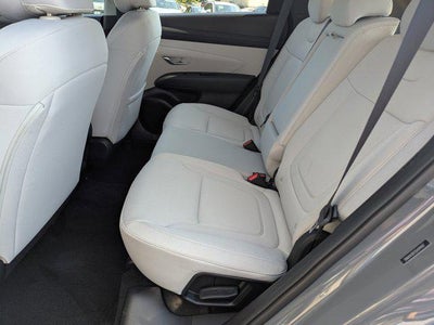2025 Hyundai TUCSON SE FWD