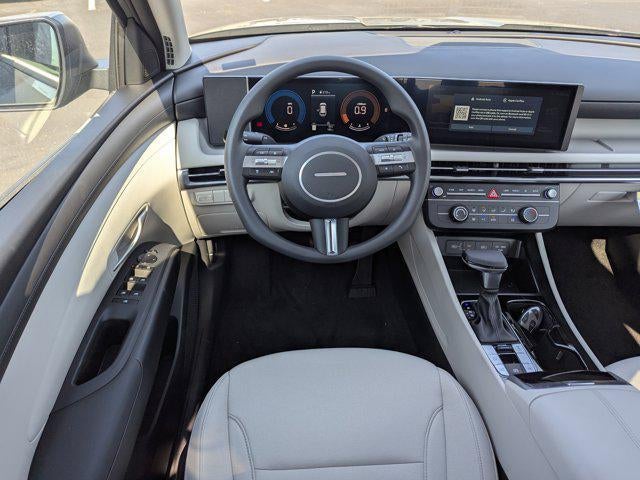 2025 Hyundai TUCSON SE FWD