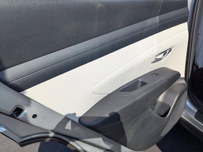 2025 Hyundai TUCSON SEL FWD