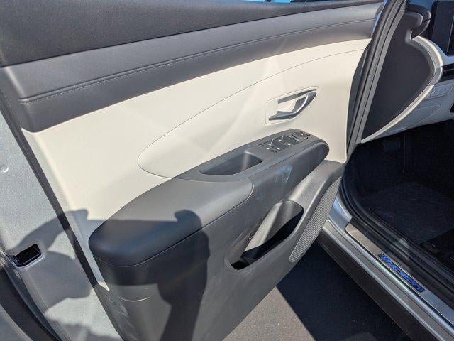 2025 Hyundai TUCSON SEL FWD