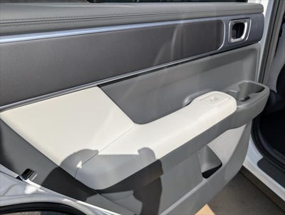2027 Hyundai SANTA FE SE FWD