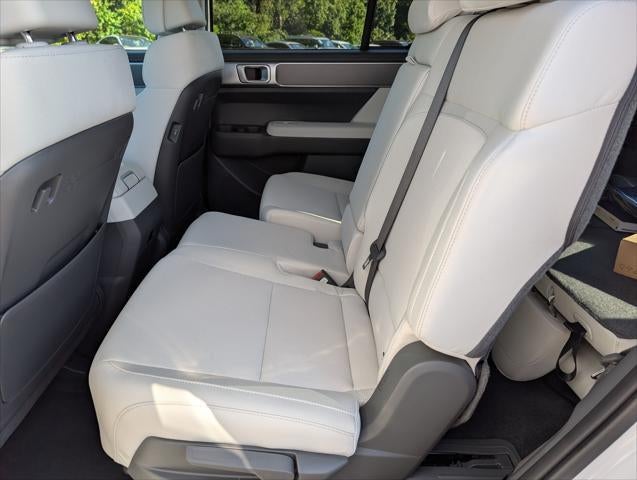 2027 Hyundai SANTA FE SE