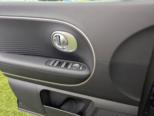 2026 Hyundai IONIQ 9 SE