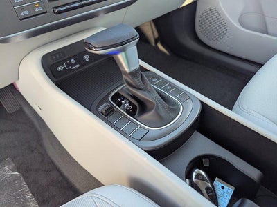 2025 Hyundai KONA SEL FWD