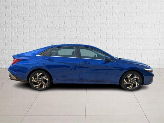 2025 Hyundai ELANTRA SEL Convenience IVT