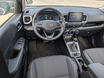 2026 Hyundai VENUE SEL W/Two-Tone Roof