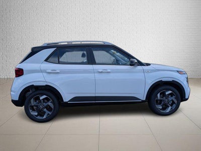 2026 Hyundai VENUE SEL W/Two-Tone Roof