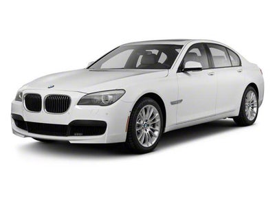 2012 BMW 750i Sedan