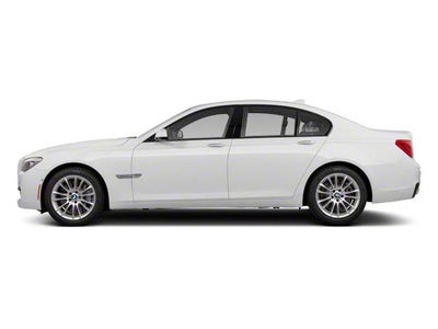2012 BMW 750i Sedan